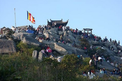 ﻿ Tour Du Lịch Hà Nội – Vịnh Hạ Long – Tuần Châu – Chùa Yên Tử 4 Ngày